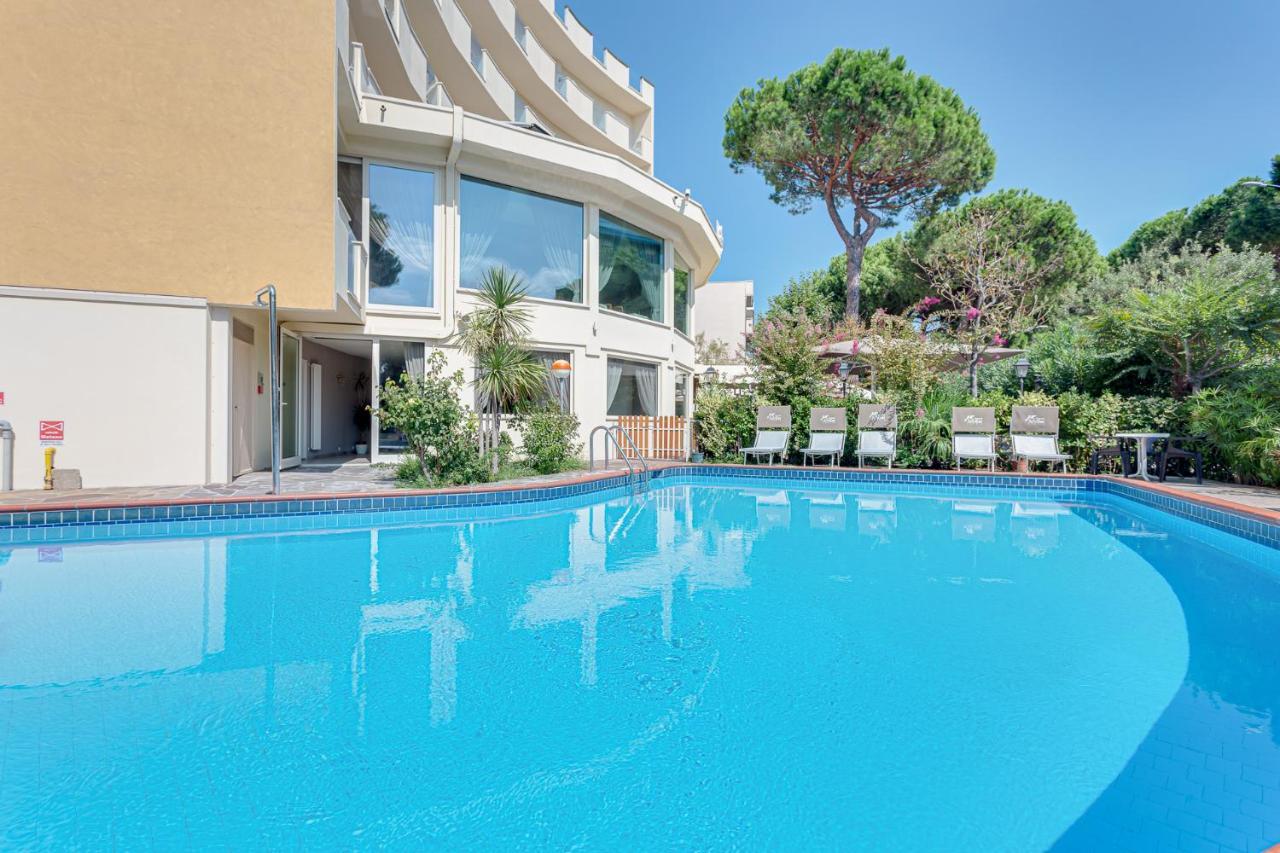 Hotel Schiller Τσέρβια Εξωτερικό φωτογραφία