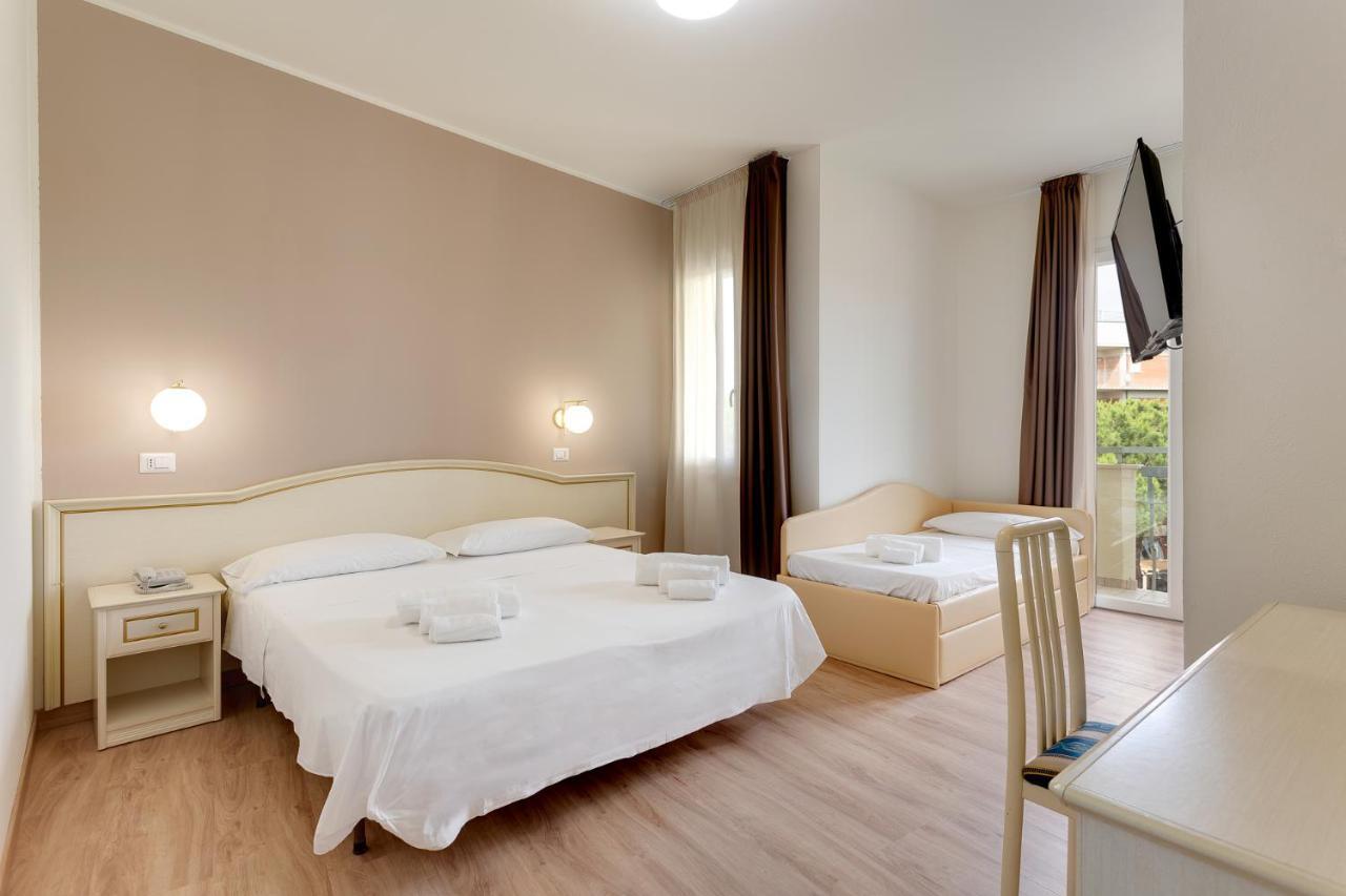 Hotel Schiller Τσέρβια Εξωτερικό φωτογραφία