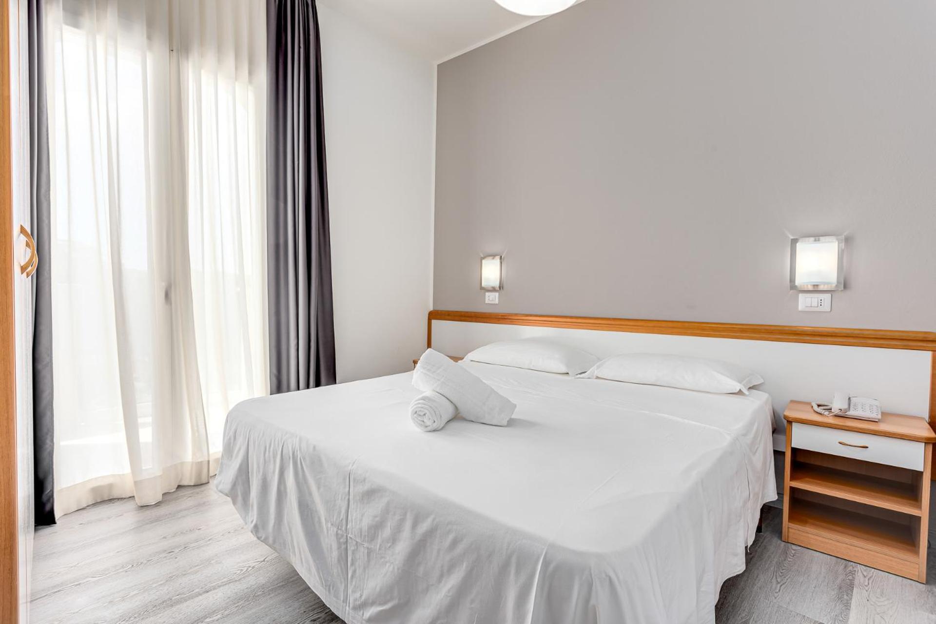 Hotel Schiller Τσέρβια Εξωτερικό φωτογραφία