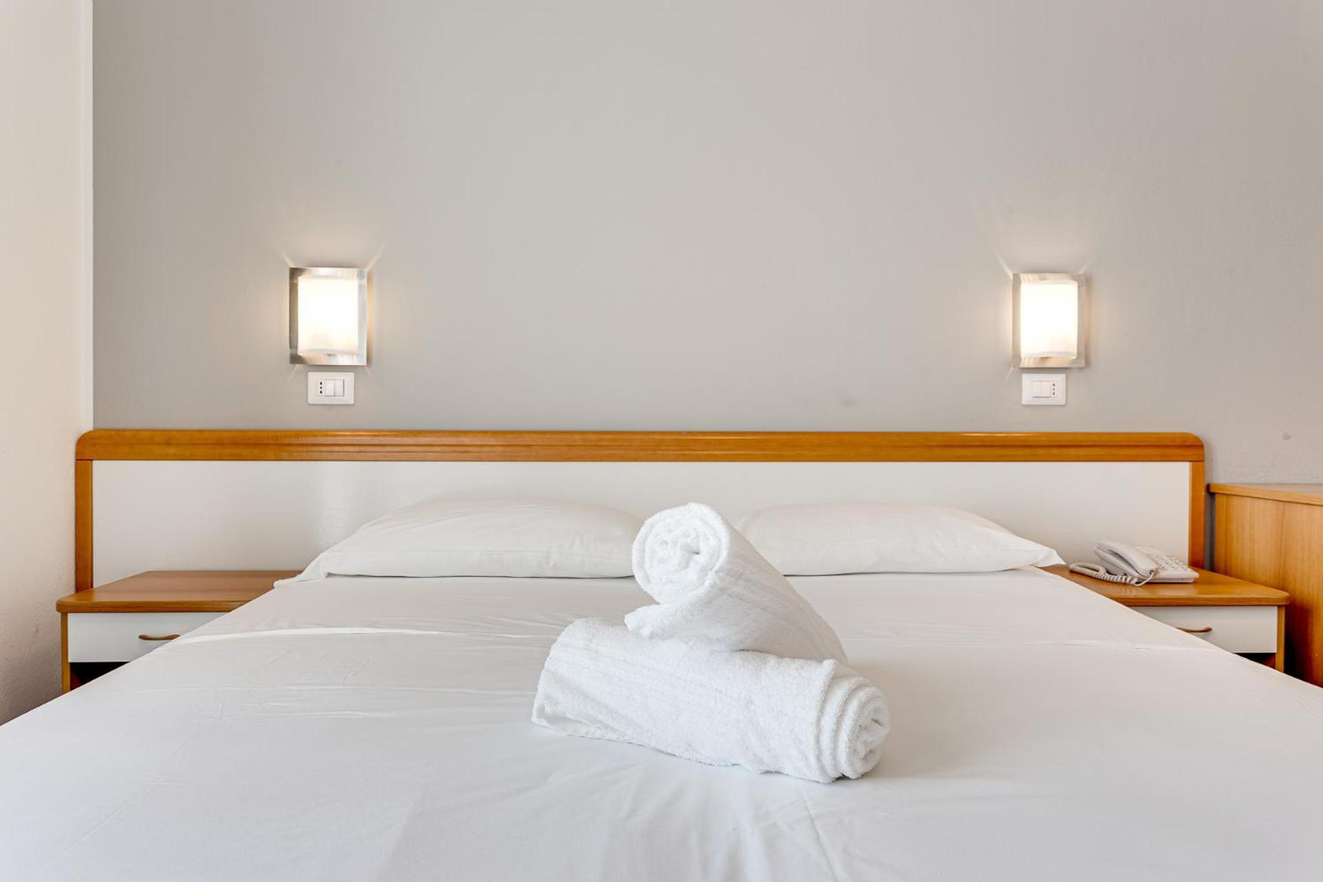 Hotel Schiller Τσέρβια Εξωτερικό φωτογραφία