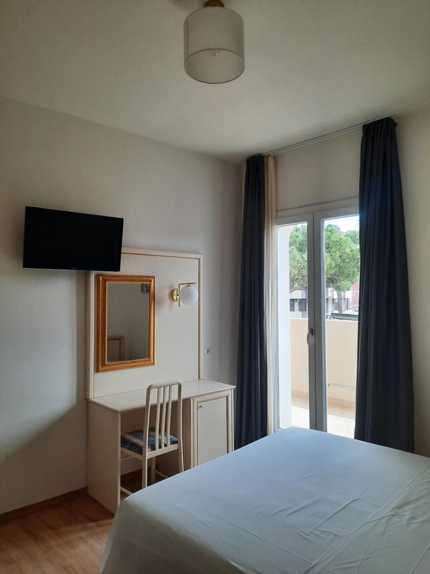 Hotel Schiller Τσέρβια Εξωτερικό φωτογραφία